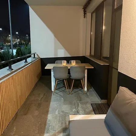 Chic By Landev * בראשוב