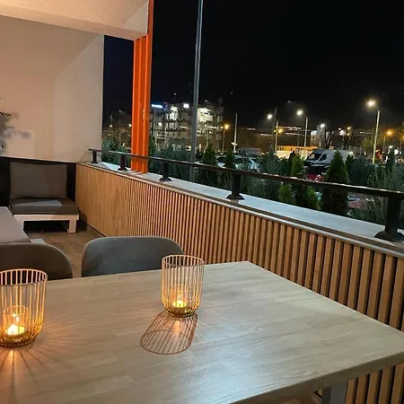 Chic By Landev Apartment Brașov