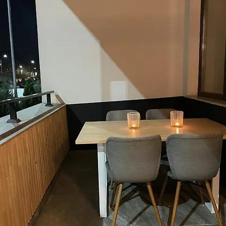 Apartment Chic By Landev *