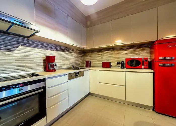 Apartment Chic By Landev *