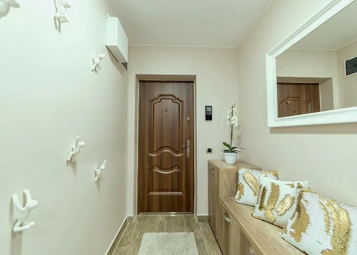 Chic By Landev Apartment Brasov