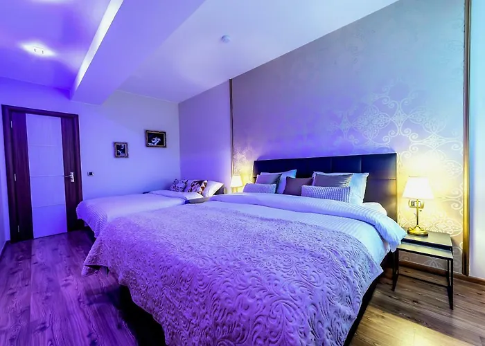 Apartment Chic By Landev *